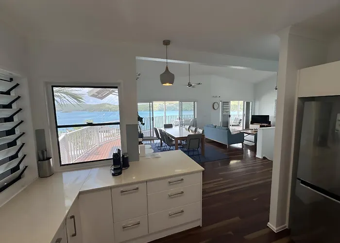Casuarina Cove 14 & Free Buggy - Hamilton Island